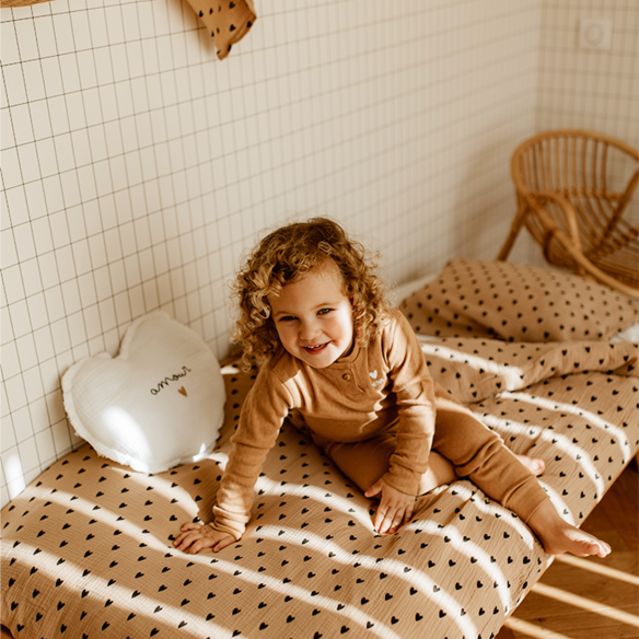 mobile coeur bruits blancs gaze de coton ecru