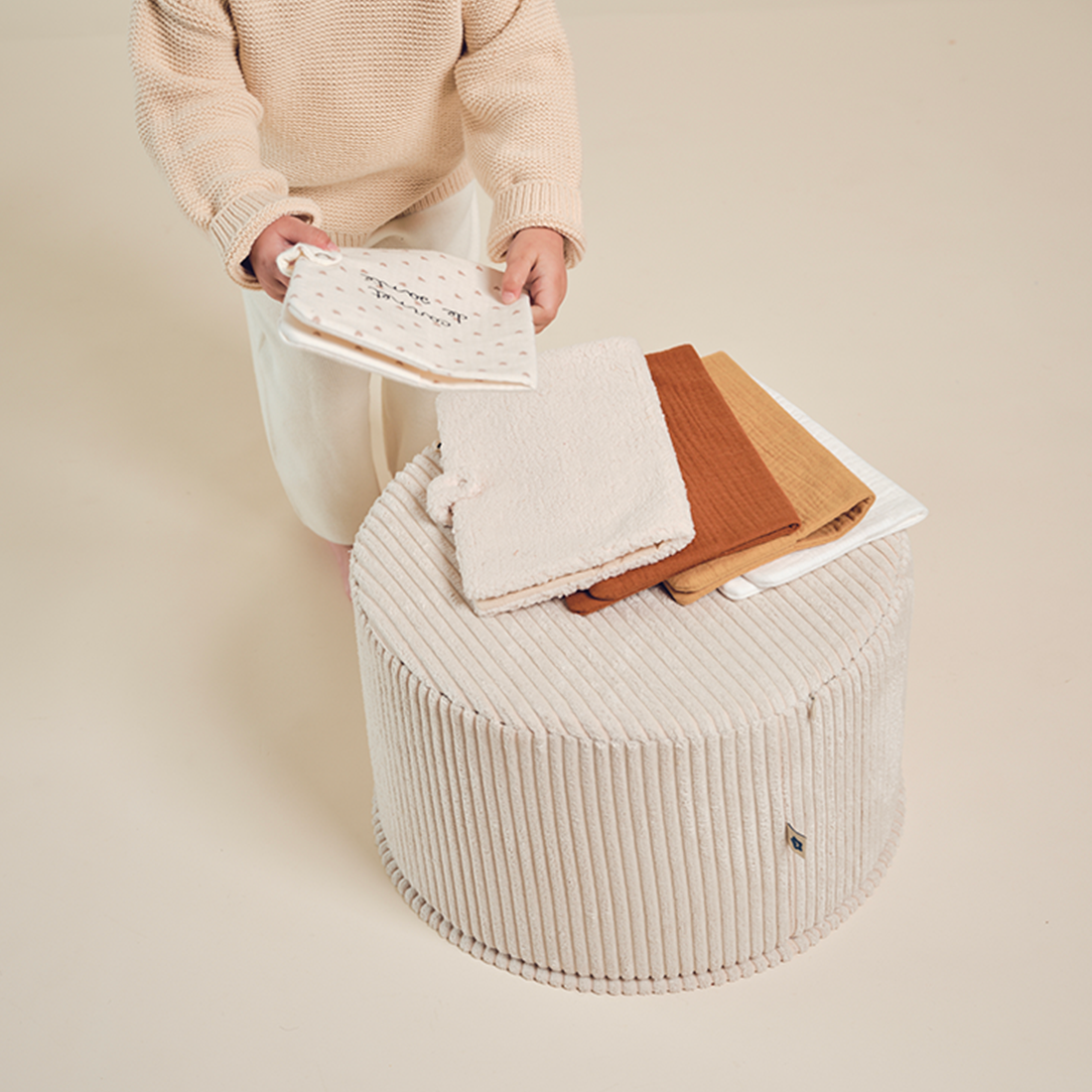 Protège Carnet De Santé Personnalisé Brodé - Gaze De Coton A5 - Prénom Brodé Fil Blanc - 3 Coloris - Housse Bébé Cadeau Naissance
