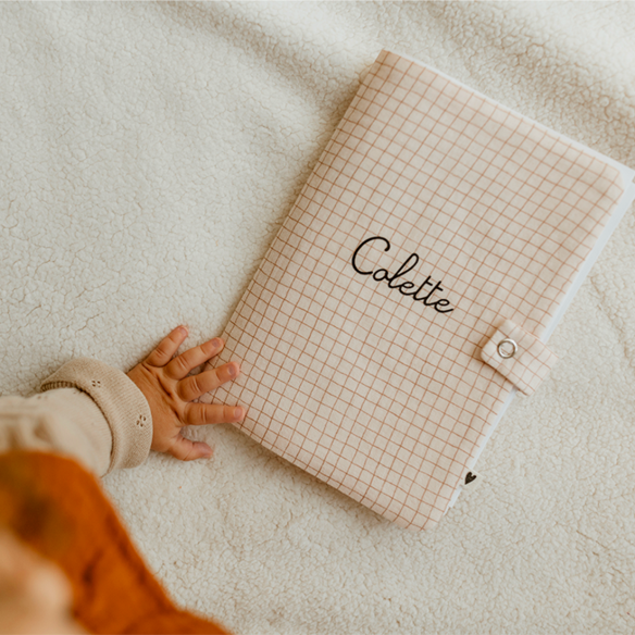 protège carnet de santé en gaze de coton personnalisé