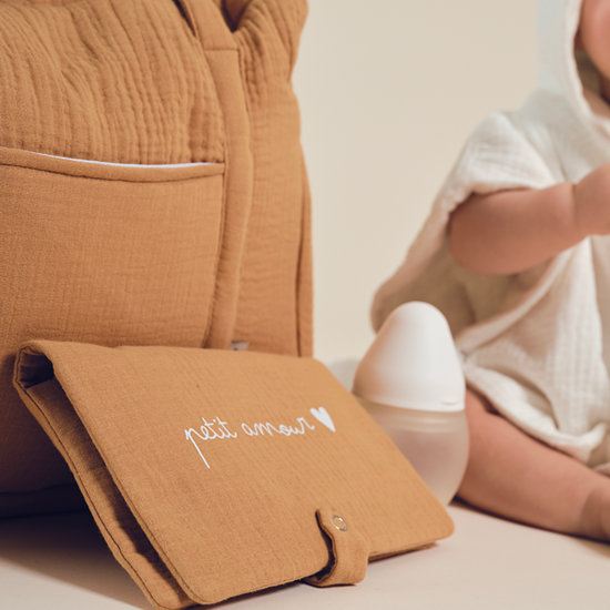 Range couche en lin camel