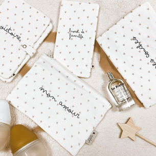 trousse plate en gaze de coton coeurs