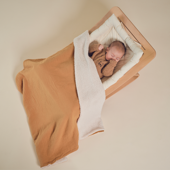 couverture pilou moumoute gaze caramel