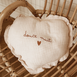mobile coeur bruits blancs gaze de coton camel