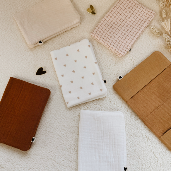 porte protège passeport moumoute