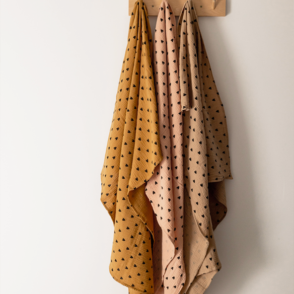 lange-gaze-coeurs-beige