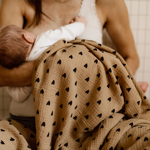 lange-gaze-coeurs-beige