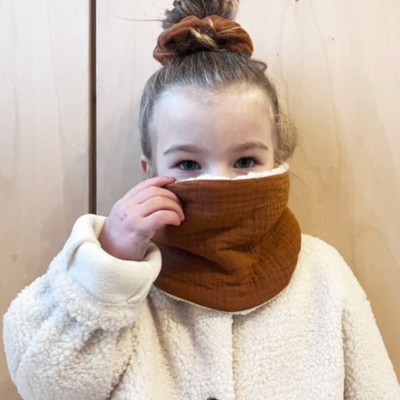 snood bébé enfant gaze caramel moumoute