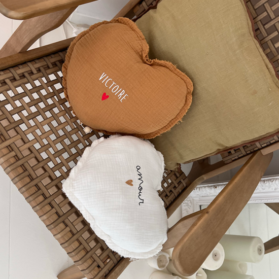 mobile musical coeur - veilleuse enfant gaze de coton camel