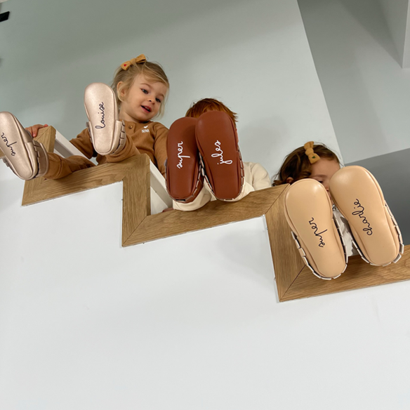 chaussons bébé simili cuir personnalisé
