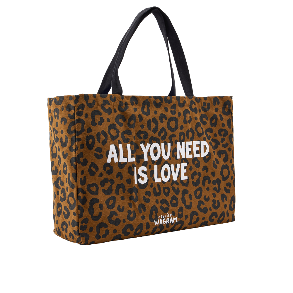 all you need is love léopard